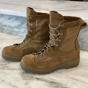 McRae warm weather Army combat boots size 7.5. very good used condition